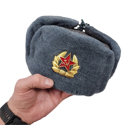 Шапка - ушанка СОЛДАТСКАЯ с кокардой (голубой мех) оригинал (СССР) 3003114 - фото 1349164