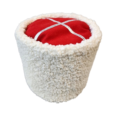 Папаха КУБАНКА (высота 18см) искусственный белый каракуль, алый верх 03120024 - фото 1353236