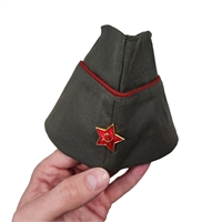 Пилотка с красным кантом со звездой (оливковая) 03040002