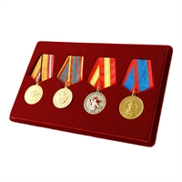 Планшет (футляр) на 4 медали d-32мм. (круг) с пятиугольной колодкой 53002936