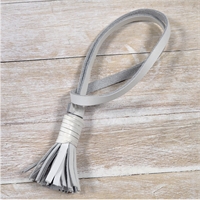 Темляк Белый для шашки (кожа) (Россия) 3020321